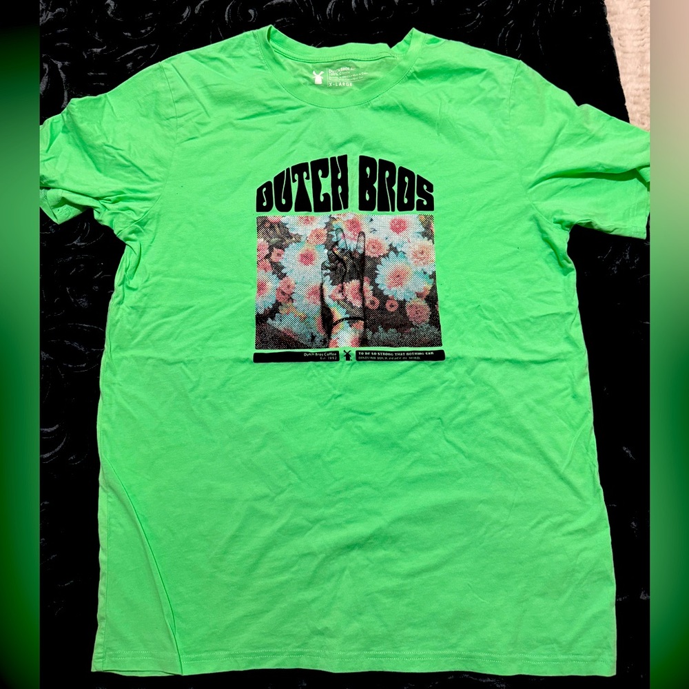Dutch Bros Shirt XL